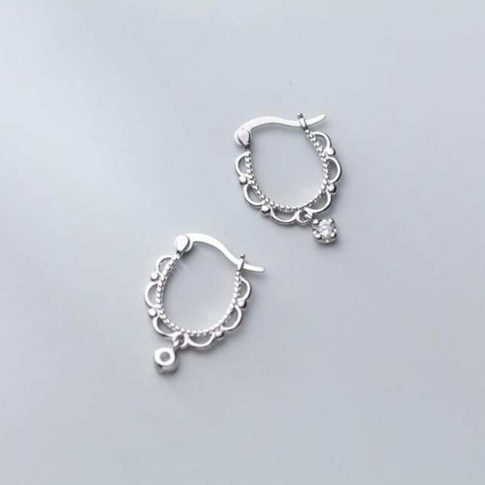*NEW 925 Sterling Silver Lace Diamond Huggie Hoops - Picture 2 of 11